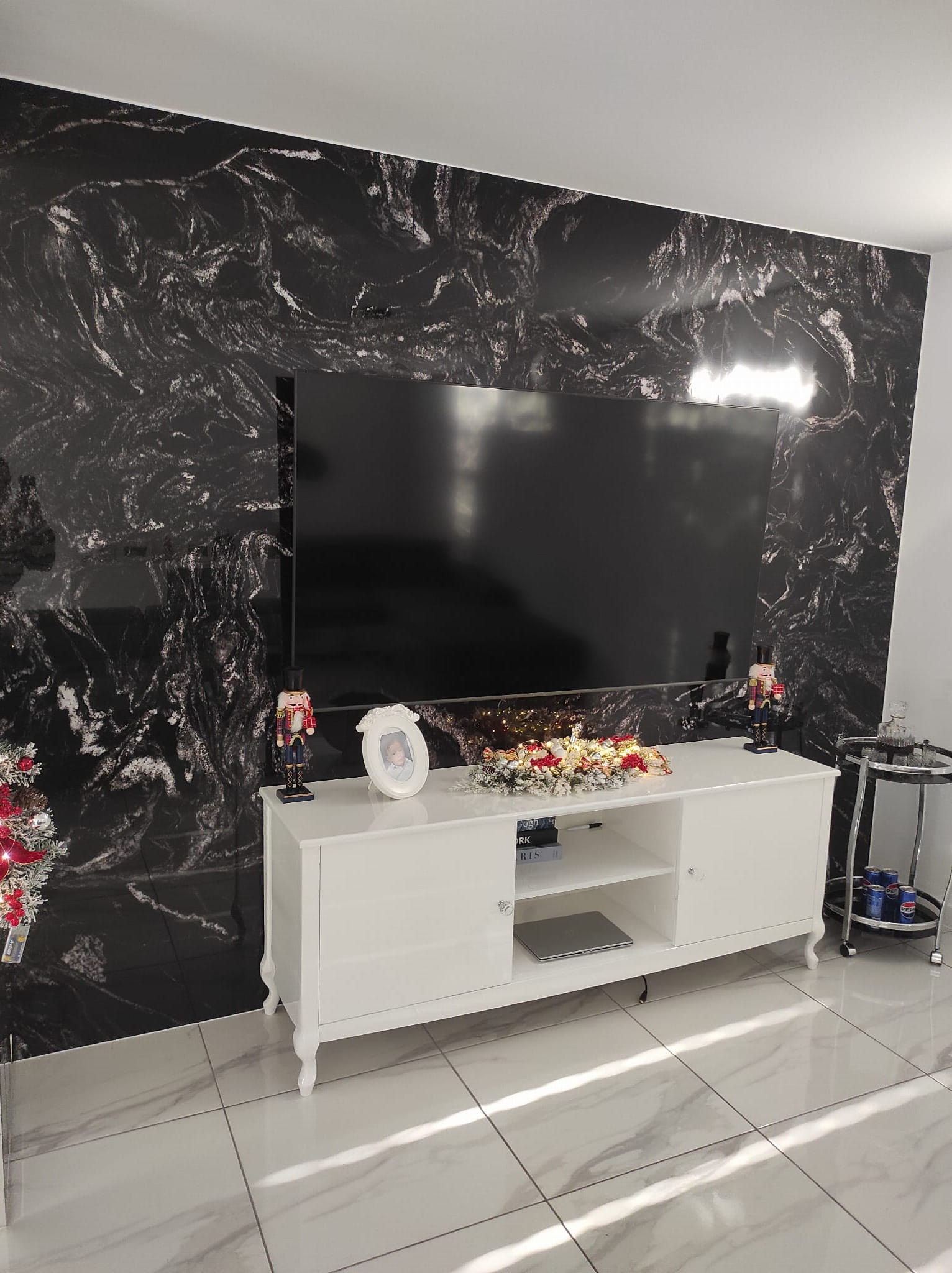 WPC Płyta Węglowa Black Maize Błyszcząca 280x112 cm - obrazek 5